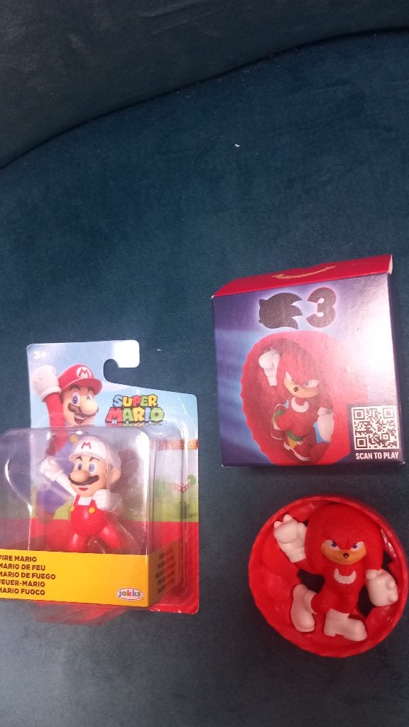 Super Mario / Sonic, Ophalen of Verzenden, Gebruikt