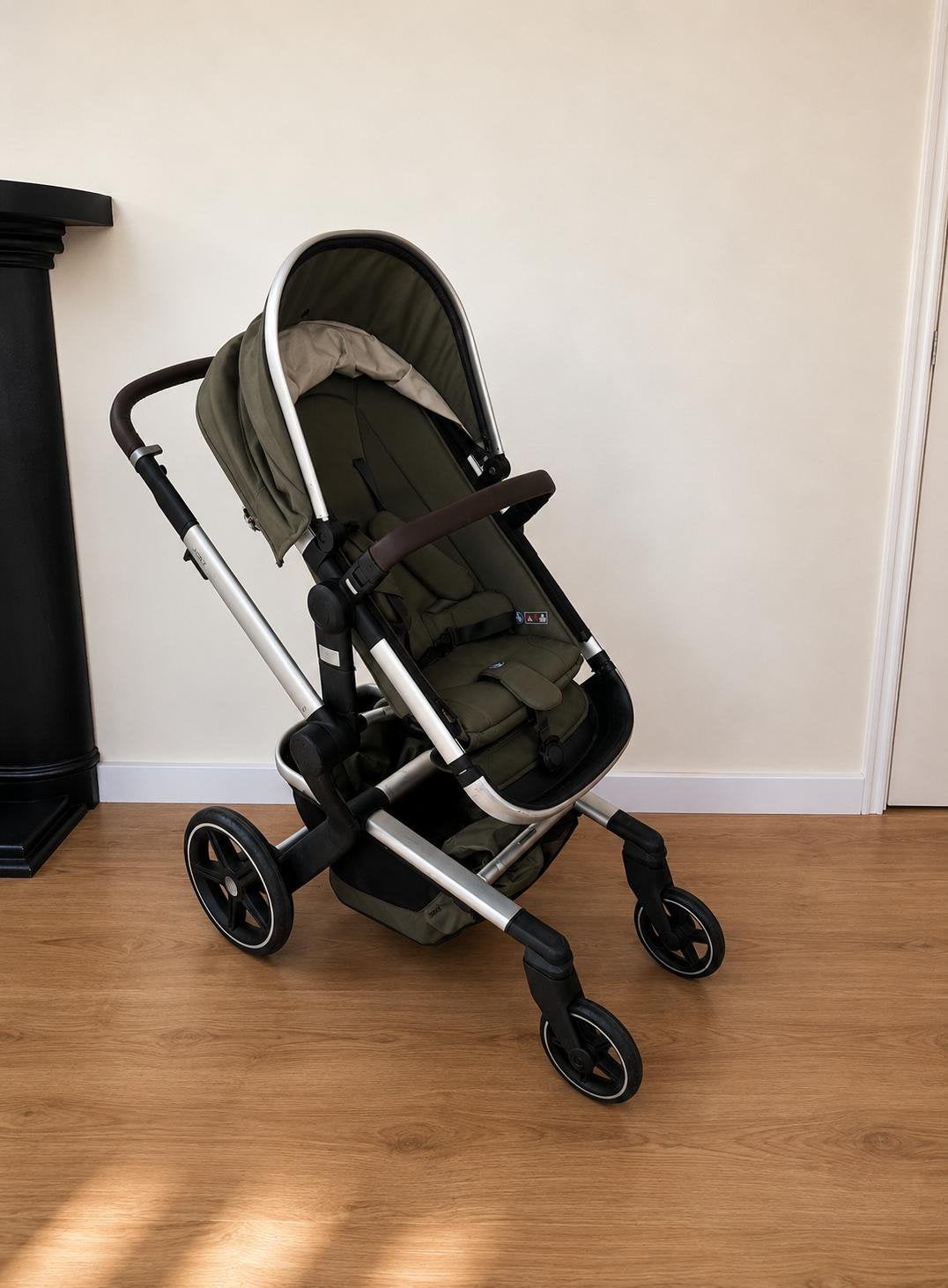 Donker Groene Joolz Day + Combi Kinderwagen, Zo goed als nieuw, Combiwagen, Verstelbare duwstang, Ophalen