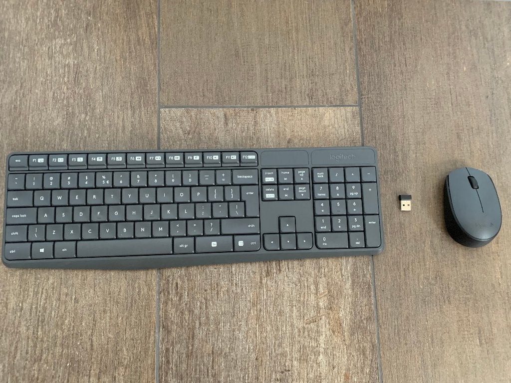 Logitech MK235 wireless keyboard and mouse set 2045LZD504M8, Ophalen of Verzenden, Gebruikt