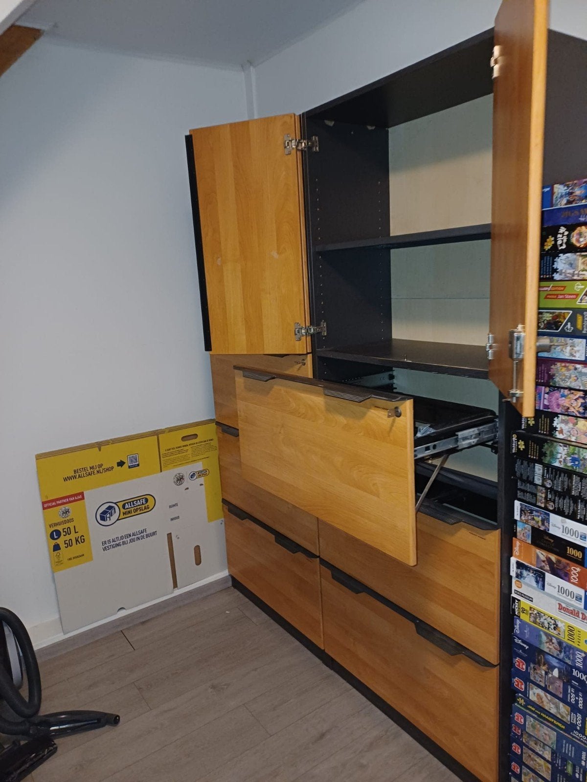 2 houten archiefkasten met lades en deuren, Huis en Inrichting, Kasten | Dressoirs, Overige houtsoorten, Gebruikt, Modern kantoor