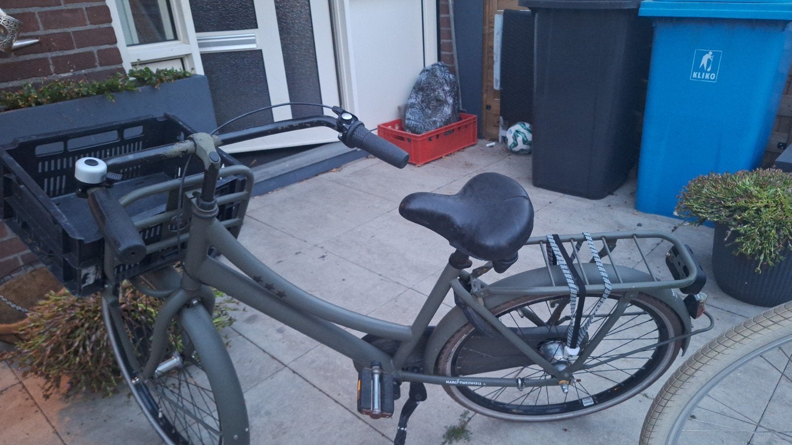 Stevige stadsfiets met mandje  Ideaal voor dagelijks gebruik, Fietsen en Brommers, Fietsen | Dames | Damesfietsen, Overige merken