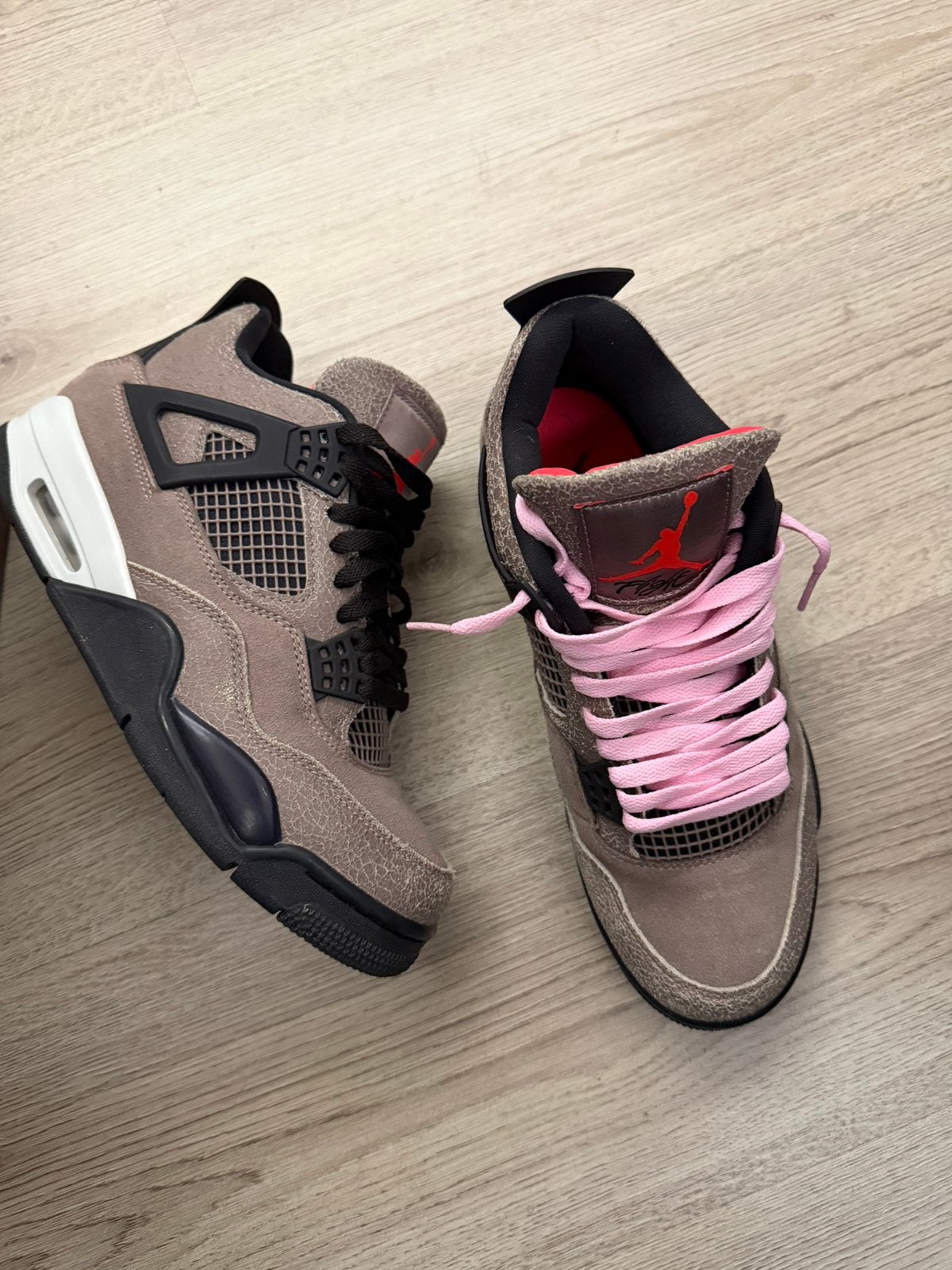 Jordan 4 size 41, Bruin, Overige typen, Ophalen of Verzenden, Gedragen