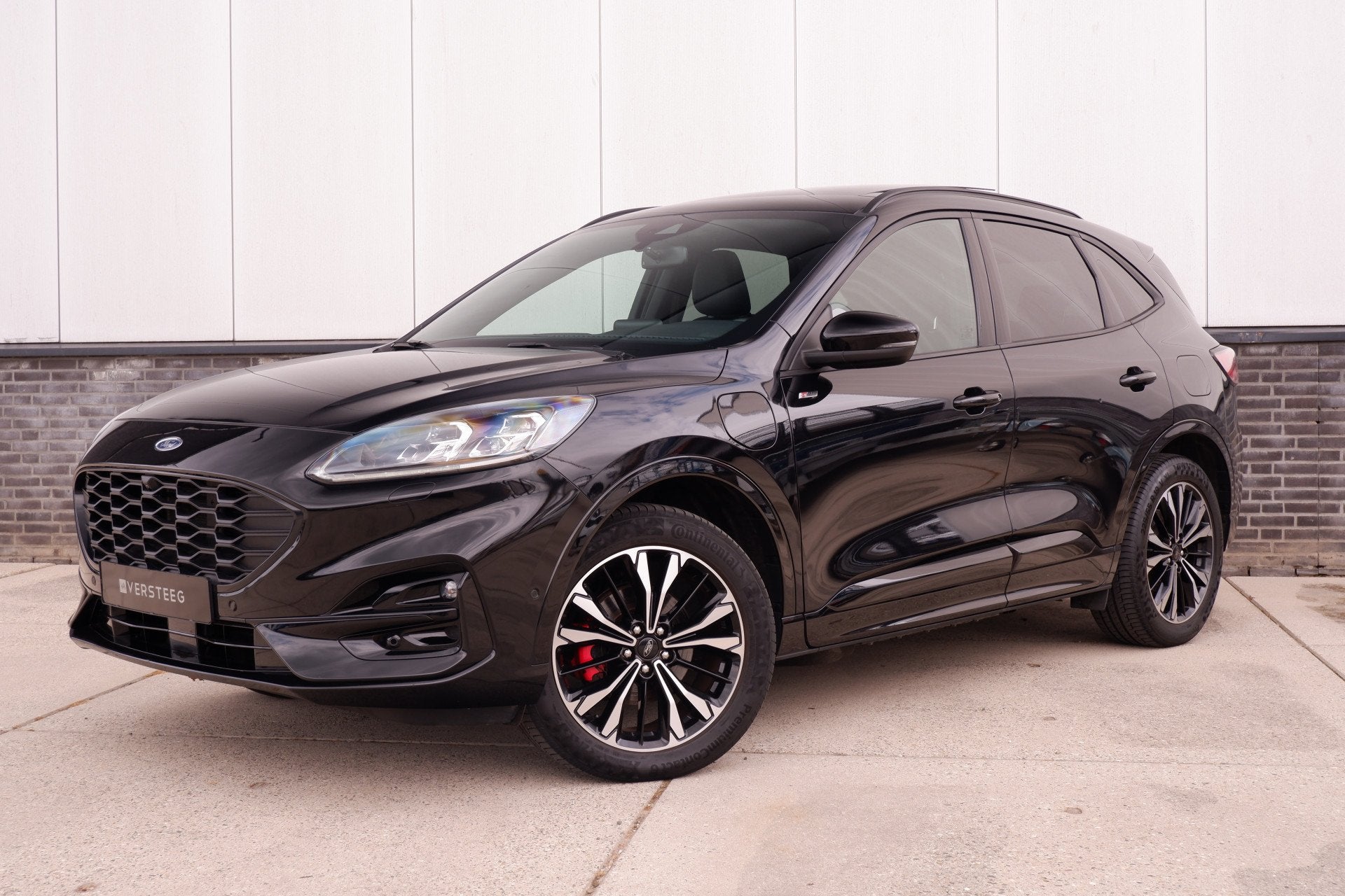 Ford Kuga 2.5 PHEV ST-Line X | Pano | LED | B&O | Navi | Cam, Dealer onderhouden, 14 kWh, Gebruikt, 4 cilinders