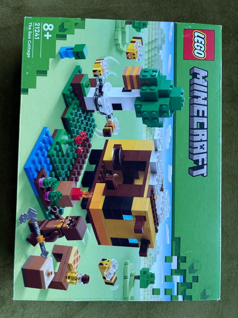 Lego Minecraft Het Bijenhuisje 21241 - Nieuw in doos, Ophalen of Verzenden, Nieuw
