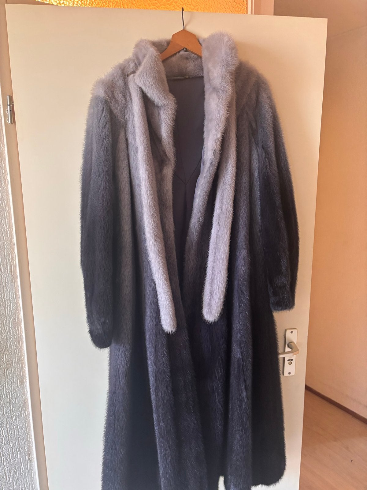 Lange bontjas met kleurverloop, Kleding | Dames, Jassen | Winter, Ophalen of Verzenden, Zo goed als nieuw, Maat 38/40 (M), Meerkleurig