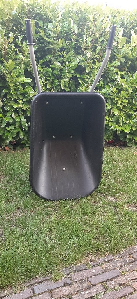 Kruiwagen 100L kunststof, Ophalen, Eenwielig, Zo goed als nieuw, Handmatig