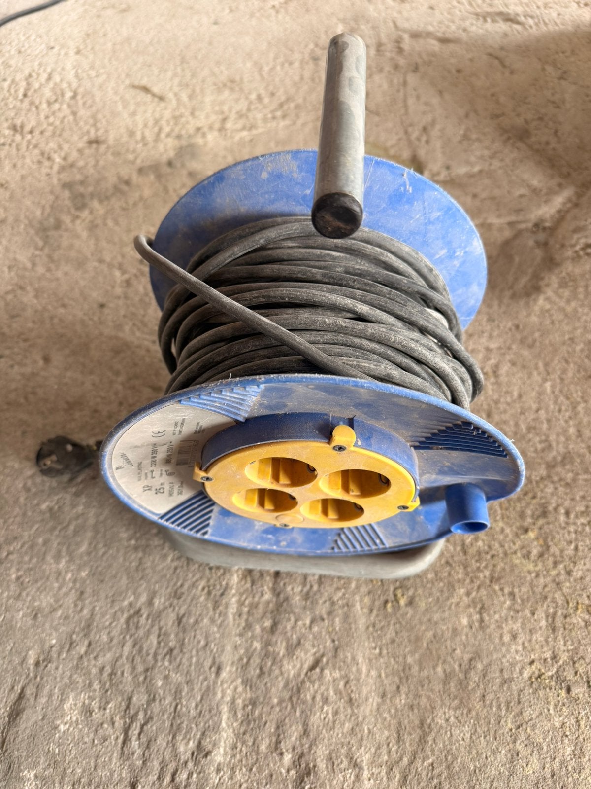 Katrol / kabel haspel, Ophalen of Verzenden, Gebruikt, Kabel of Snoer