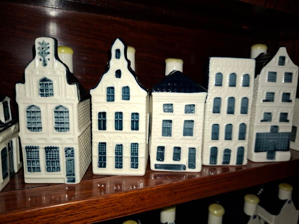 KLM huisjes  24 t/m 28, Verzamelen, KLM Huisjes, Ophalen of Verzenden, Nieuw, 21 t/m 40, Gevuld