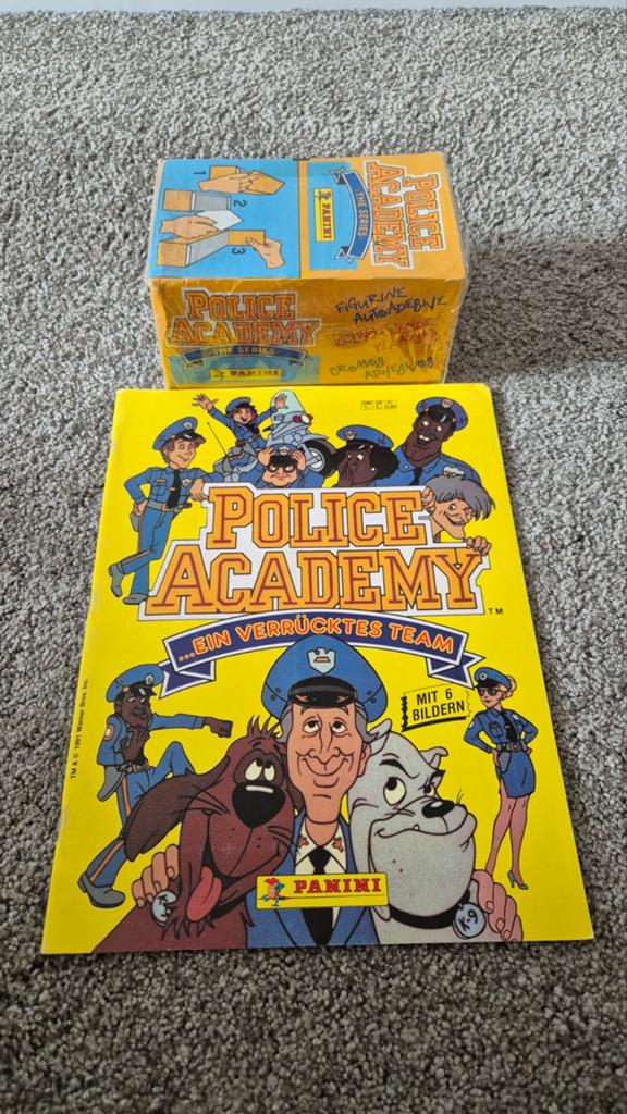 Panini Police Academy Leeg Album + Sealed Box 100 Zakjes, Verzenden, Nieuw, Meerdere stickers