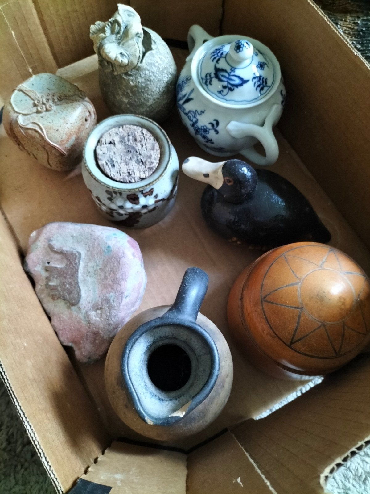 Diverse decoratieve items: theepot, eend, potten, Ophalen