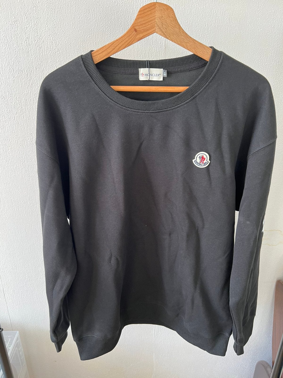 Moncler logo patch sweater, Ophalen of Verzenden, Zo goed als nieuw, Maat 56/58 (XL), Zwart