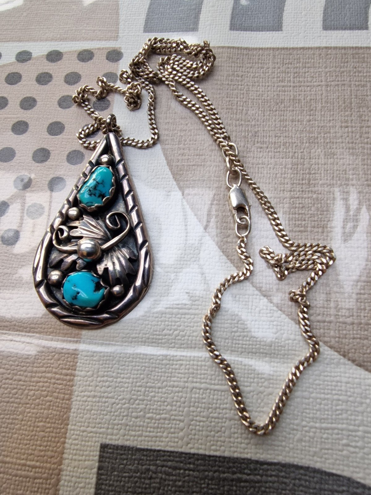 Navajo sterling zilveren hanger met turquoise en ketting, Gebruikt, Overige voorstellingen, Blauw, Ophalen of Verzenden