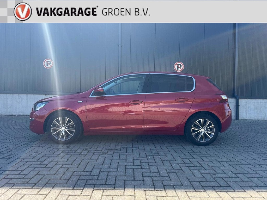 Peugeot 308 1.2 PureTech Style / navi / cruise / clima !, Voorwielaandrijving, Stof, Gebruikt, 1055 kg