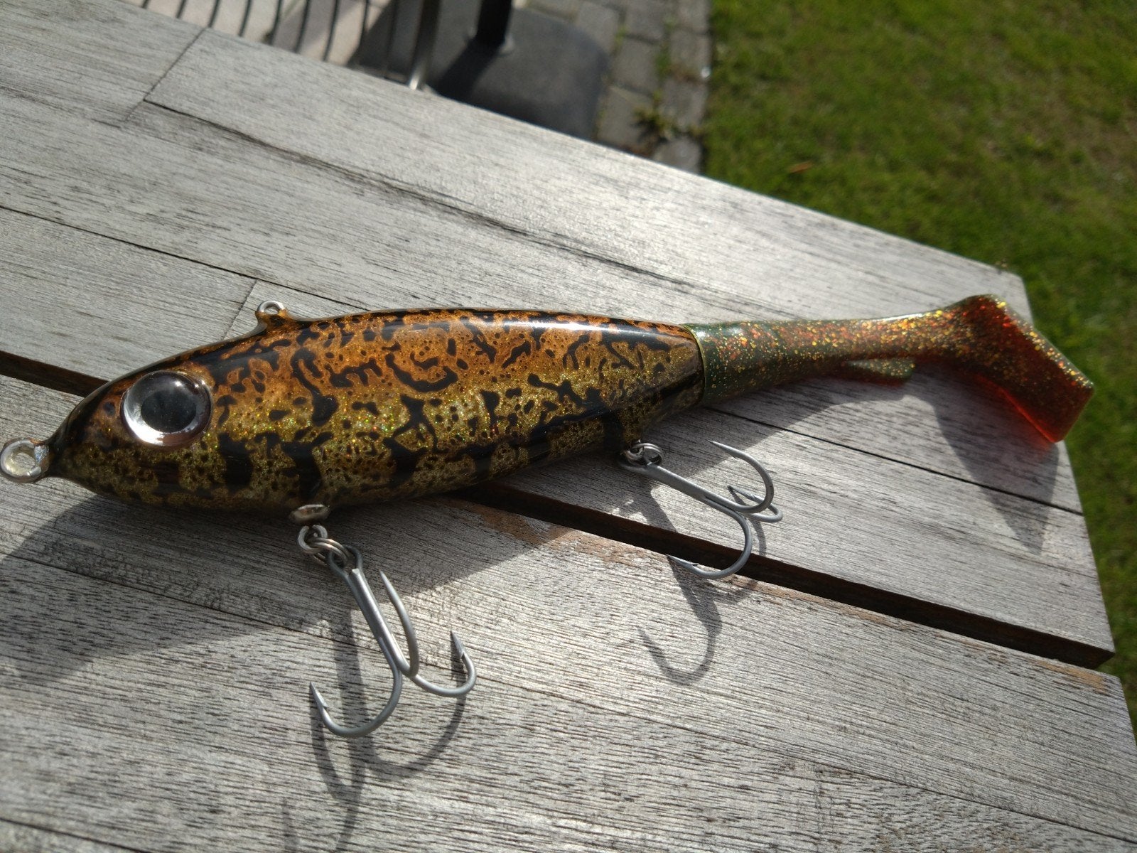 Fantastische Jerkbait met Svartzonker Paddletail, Ophalen of Verzenden, Nieuw