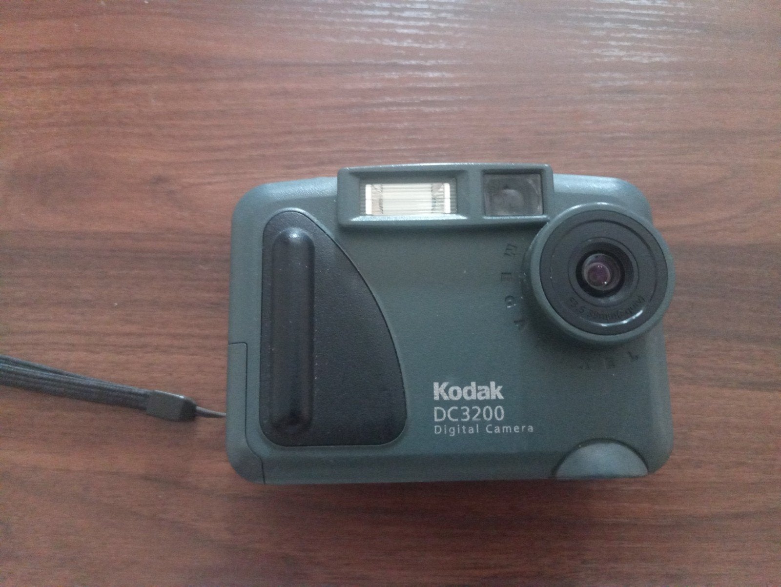 Kodak DC3200 Digitale Camera - Vintage Compactcamera, Ingebouwde flitser, Gebruikt, Ophalen of Verzenden, Geen optische zoom