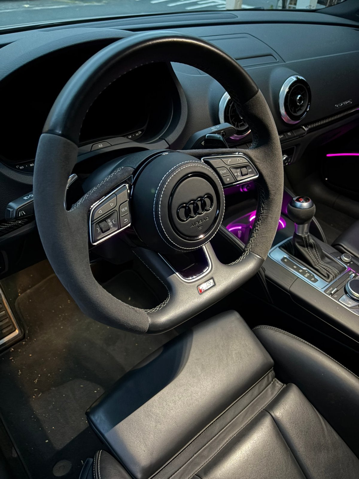 Airbag cover audi leer met wit/grijs stiksel, Auto-onderdelen, Interieur en Bekleding, Ophalen of Verzenden, Nieuw, Audi