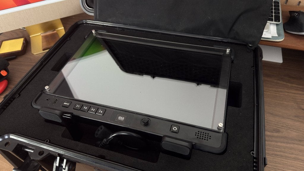 Swit K15 15" 10 bit 1500 nit SDI/HDMI Monitor, Ophalen, Zo goed als nieuw, Video