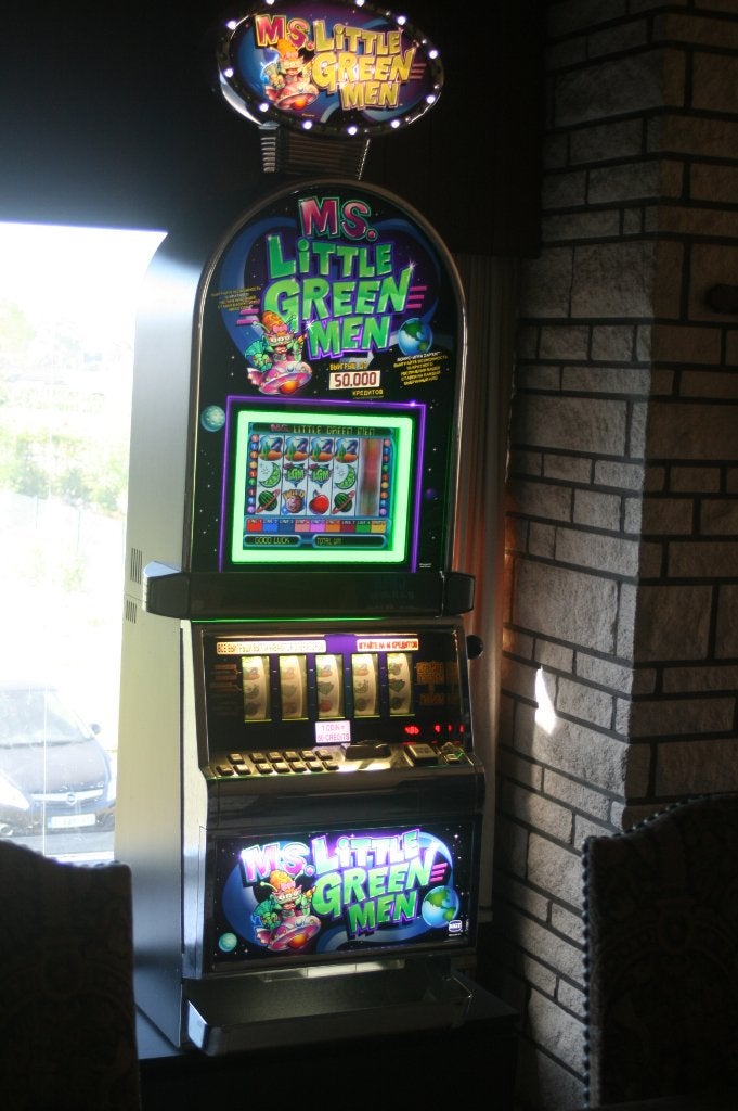 Vintage Gokautomaat IGT S2000 Vision Little Green Men (2003), Euro, Ophalen, Zo goed als nieuw