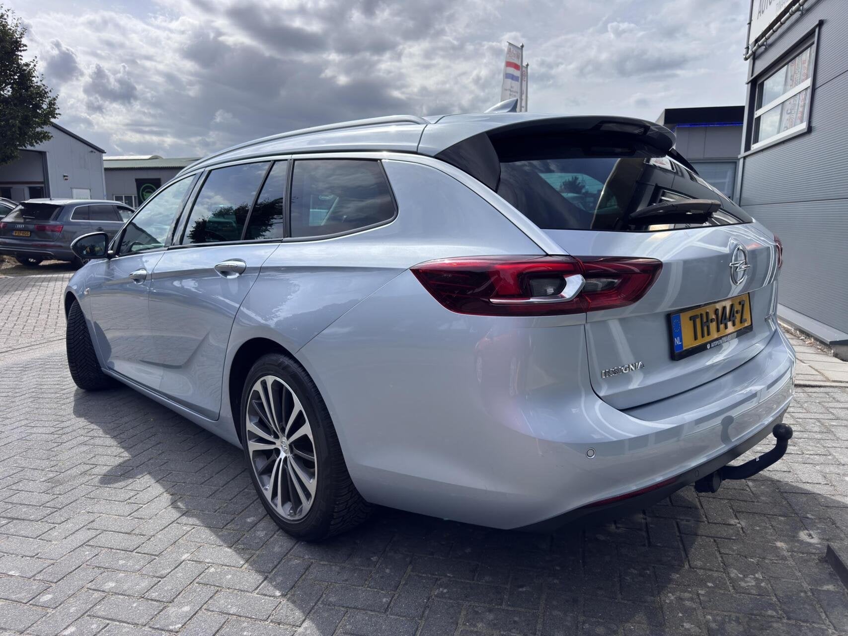 Opel Insignia Sports Tourer 1.5 Turbo Exclusive Automaat HUD, 730 kg, Gebruikt, Euro 6, 4 cilinders
