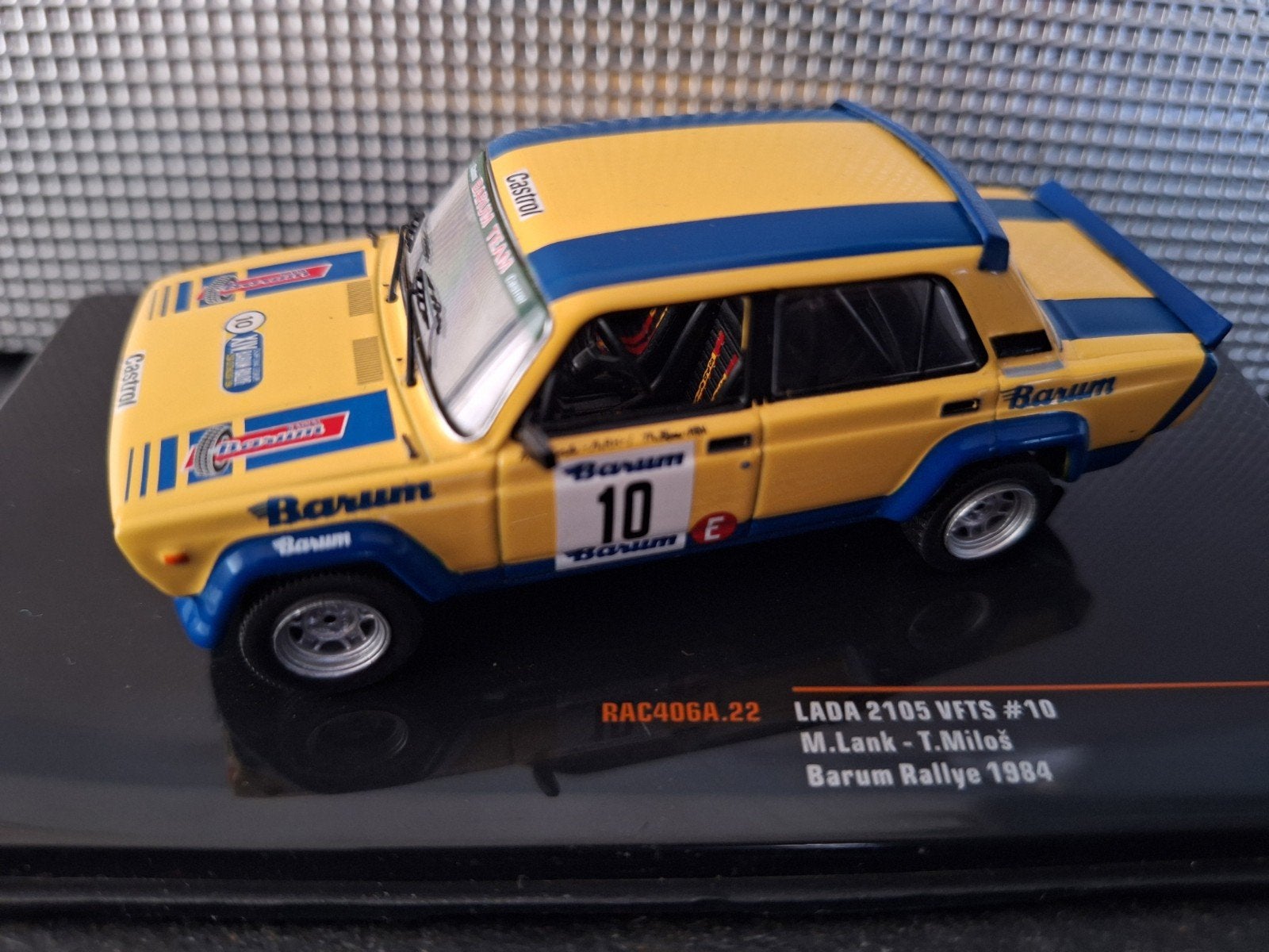 Lada 2105 VFTS Barum Team #10 1984 Schaal 1:43, Hobby en Vrije tijd, Overige merken, IXO, IXO, Nieuw