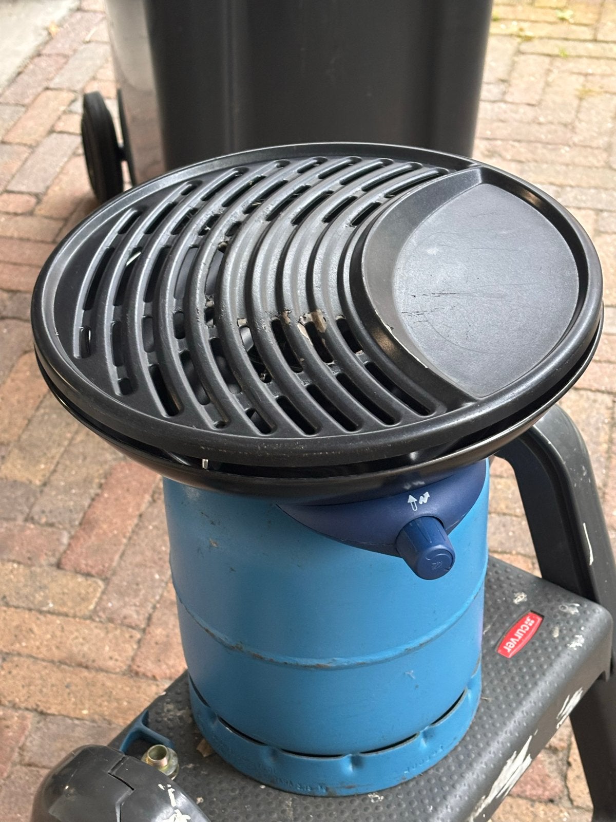 Campingaz Party Grill - Compacte en Draagbare Gasbarbecue, Ophalen, Gebruikt