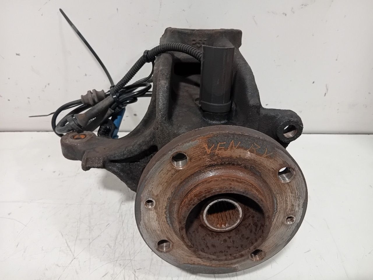 Wielnaaf rechts voor Peugeot 208, Onderdelen@venauto.nl, Van der Ven Autorecycling B.V., Gebruikt, Ettenseweg 76, 4706 PB Roosendaal, The Netherlands