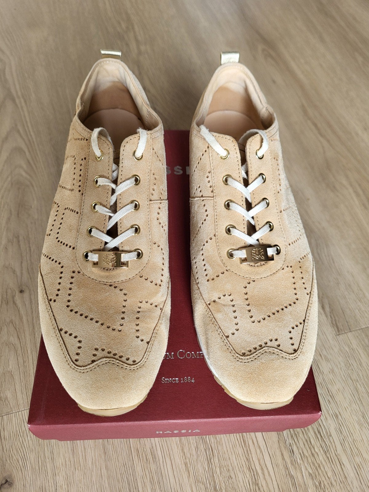 Hassia Sneaker Barcelona Creme Platin maat: 7 /40,5 tot 41, Hassia, Beige, Ophalen of Verzenden, Sneakers of Gympen