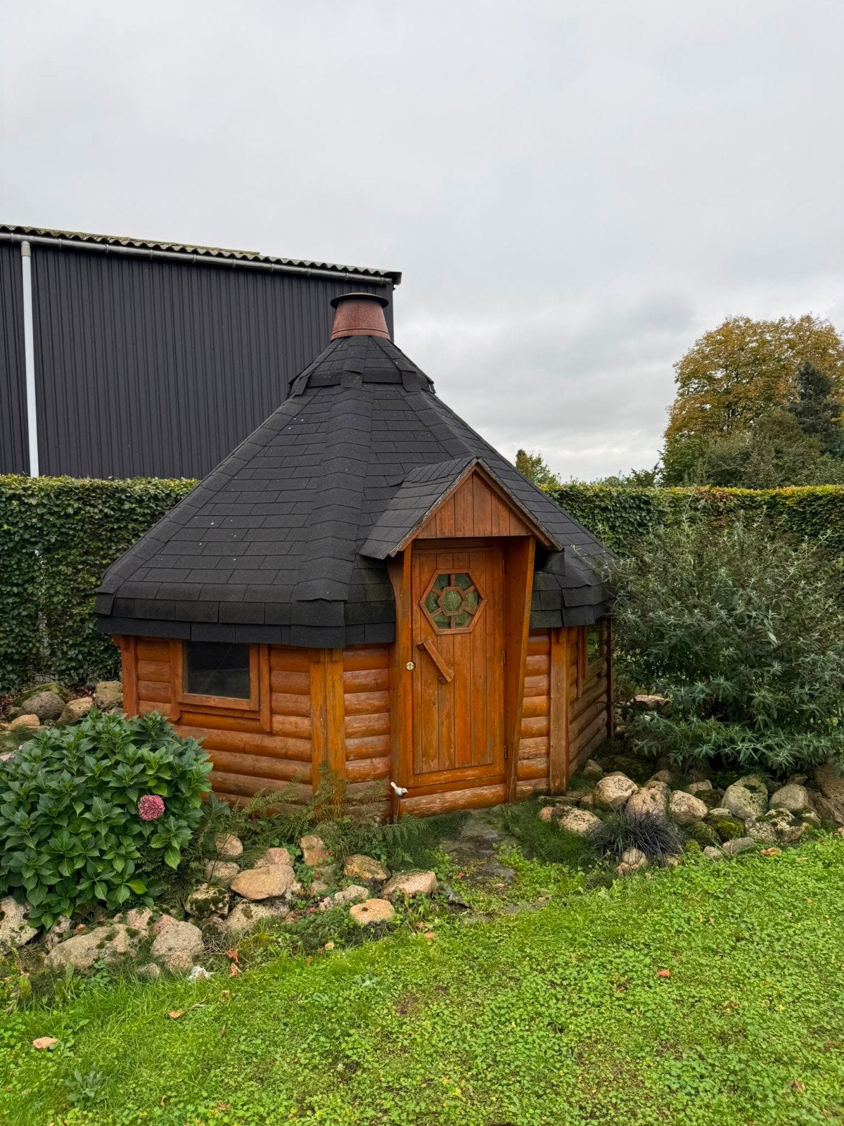 Gezellige Houten Tuinhuis, Ophalen, Gebruikt, 3 ramen of meer, Overige typen