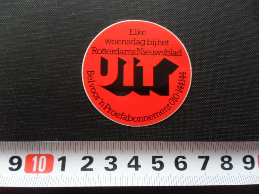 sticker Elke woensdag bij het Rotterdams Nieuwsblad, Verzamelen, Ophalen, Zo goed als nieuw