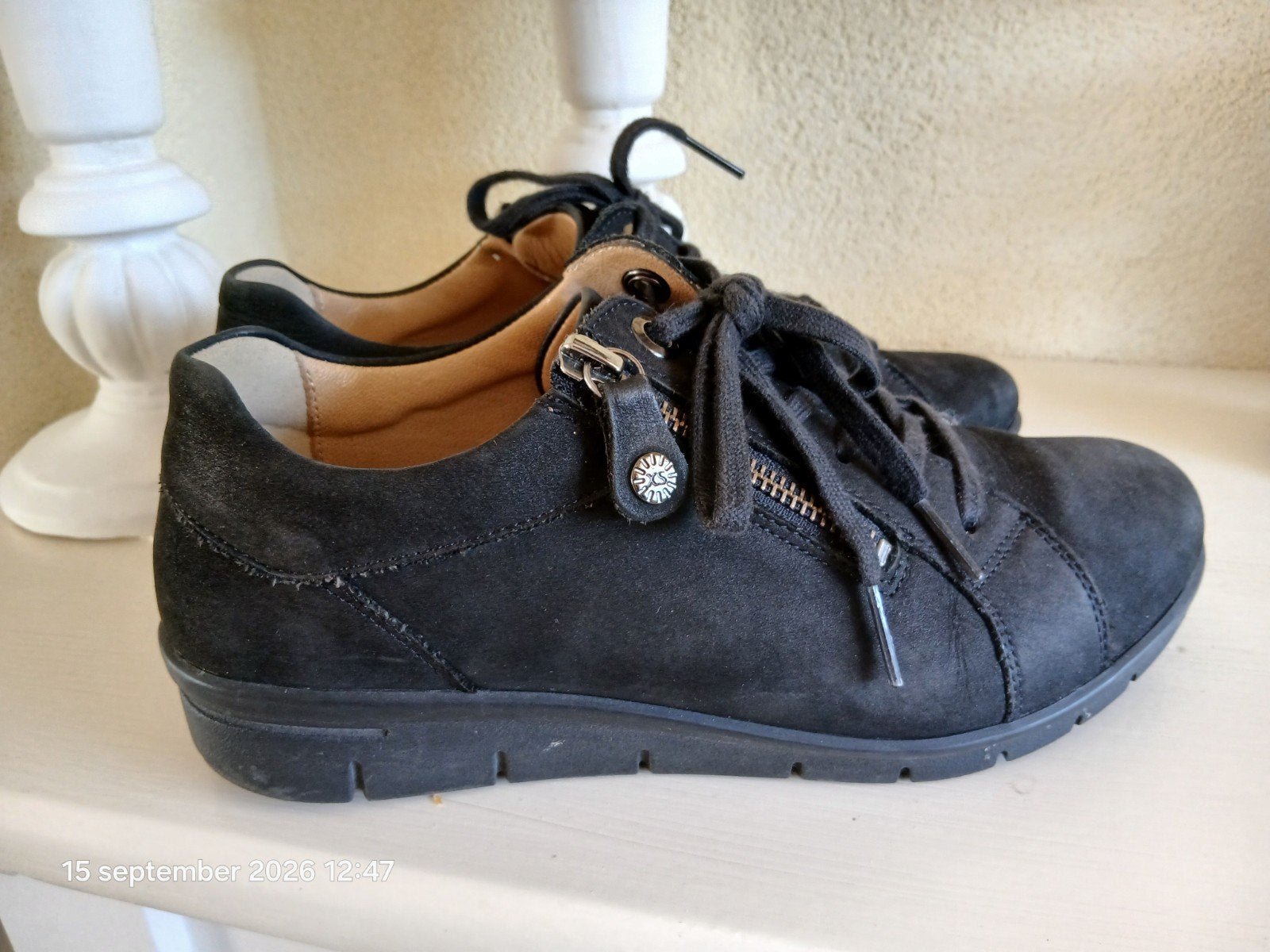Hartjes maat 38 /5 wijdte H, Schoenen met lage hakken, Zwart, Ophalen of Verzenden, Hartjes