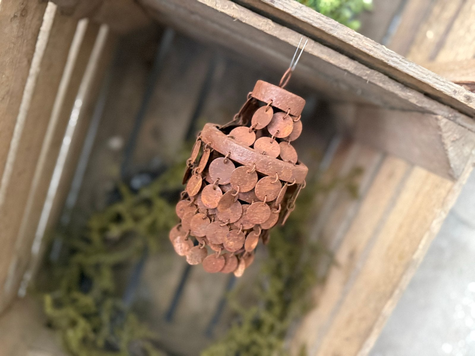 Landelijke roest waxinehouder / ornament met schijfjes, Huis en Inrichting, Woonaccessoires | Kandelaars en Kaarsen, Bruin, .