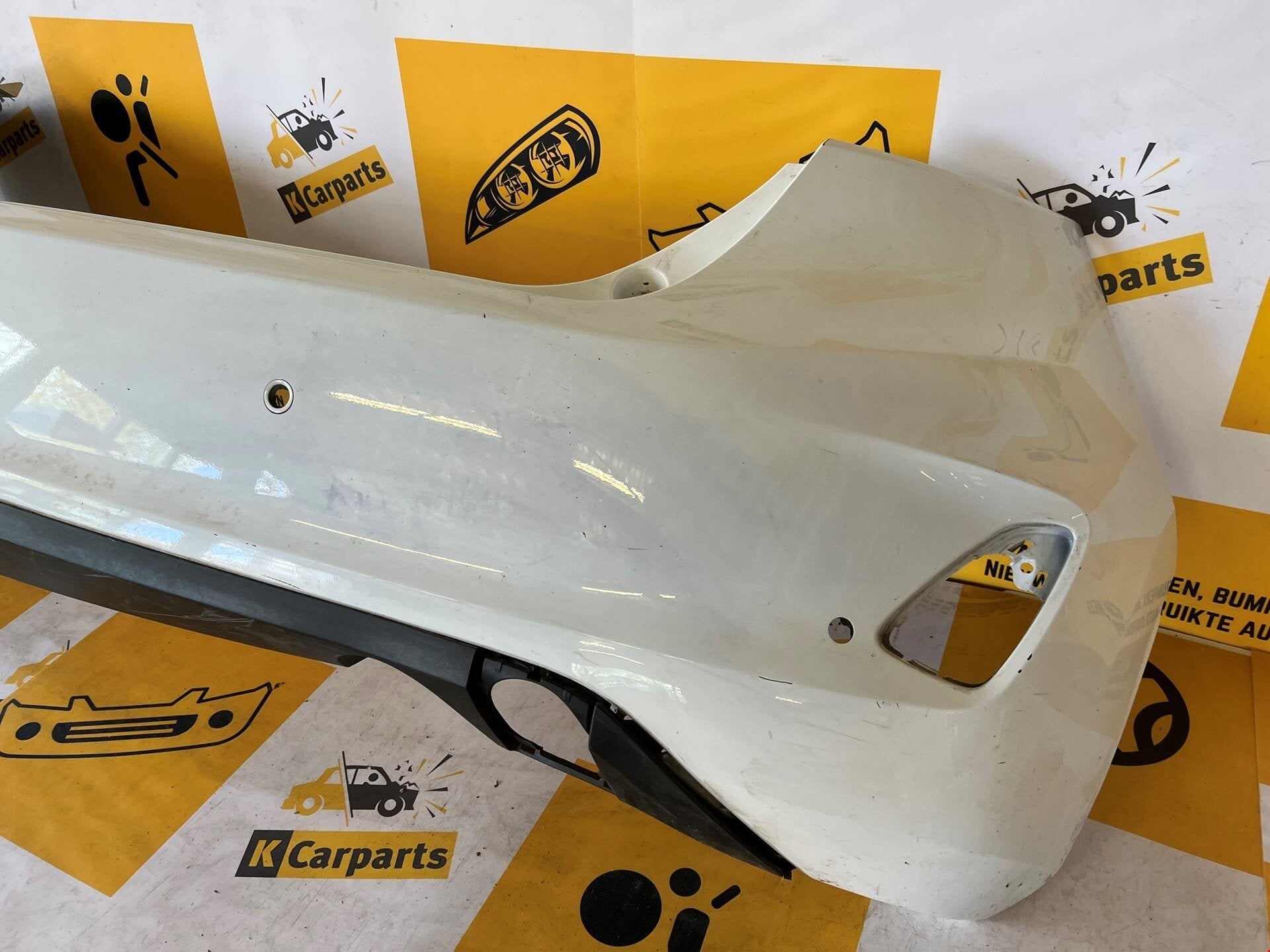 Achterbumper Ford Fiesta 2017-Heden PDC origineel bumper H1B, Info@fabrikant.eu, Fabrikantstraat 1
1000 AA  Amsterdam, NL, Ophalen of Verzenden