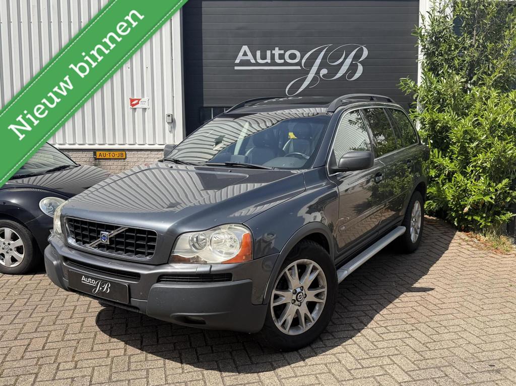 Volvo XC90 2.4 D5 EXECUTIVE | 7-PERS | DAK | TREKHAAK | 100%, Auto's, Volvo, Gebruikt, Zwart, 241 €/maand, 7 stoelen