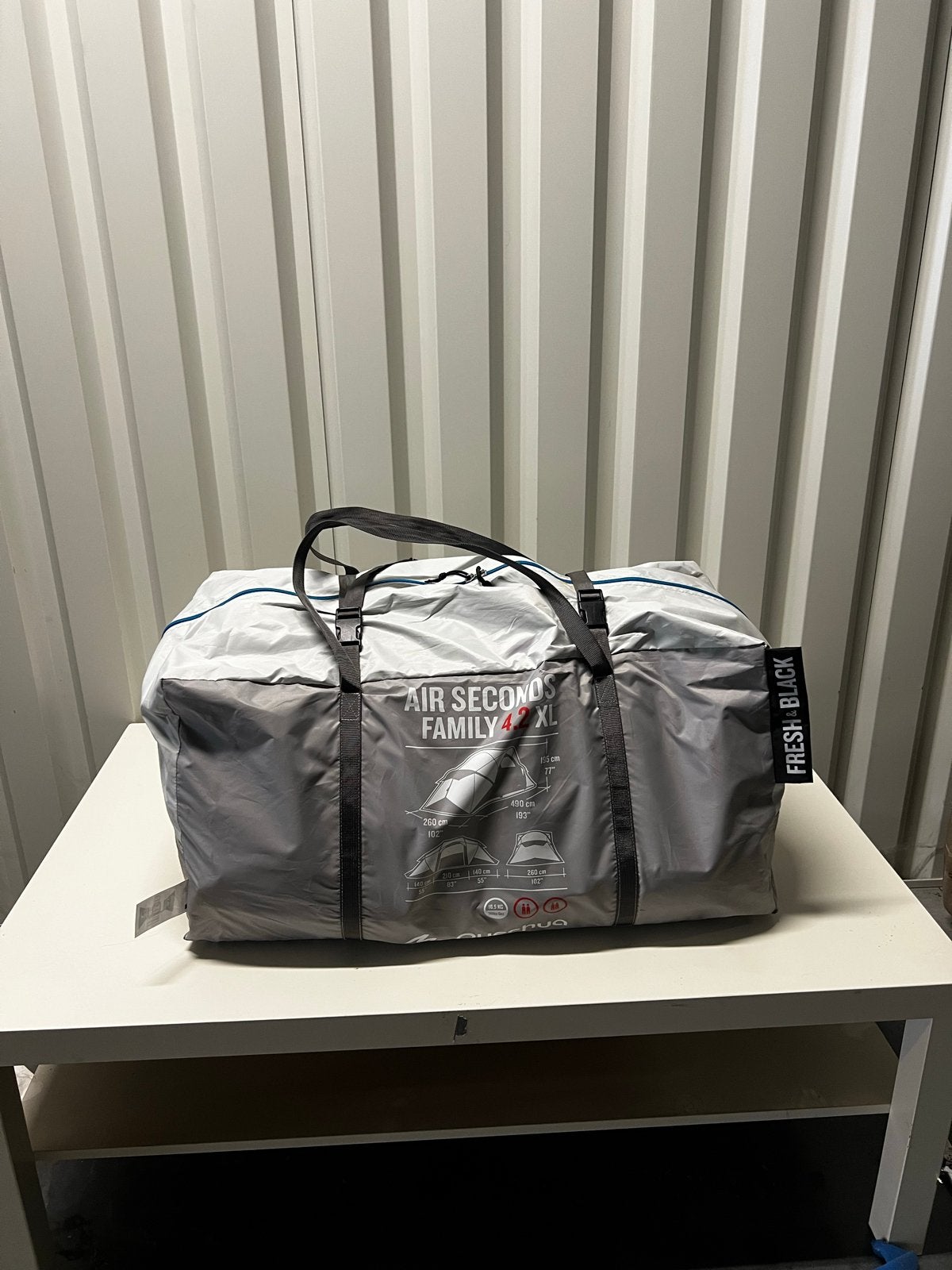 Quechua Air Seconds Family 4.2 XL Fresh & Black Tent, Ophalen, Gebruikt, Tot en met 4