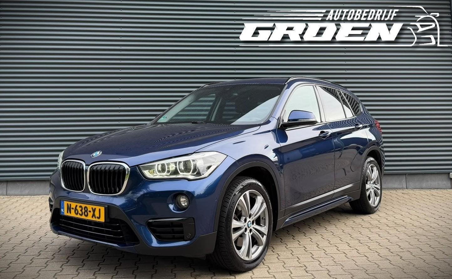 BMW X1 xDrive25d Centennial High Executive AUT|ACC|LED|TREKH, Auto's, Euro 6, 4 cilinders, 2000 kg, Blauw