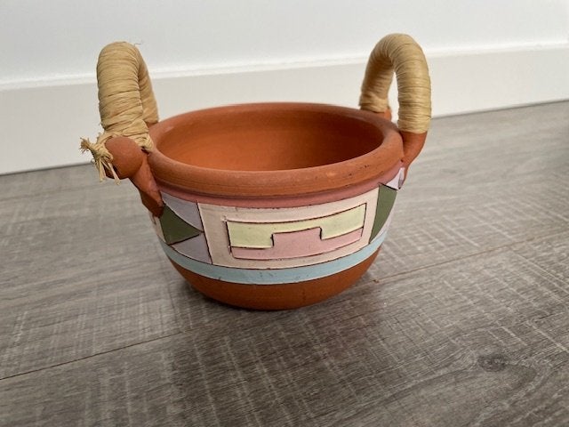 Decoratieve terracotta schaaltje, Ophalen of Verzenden, Overige stijlen, Aardewerk, Schaal of Schalen