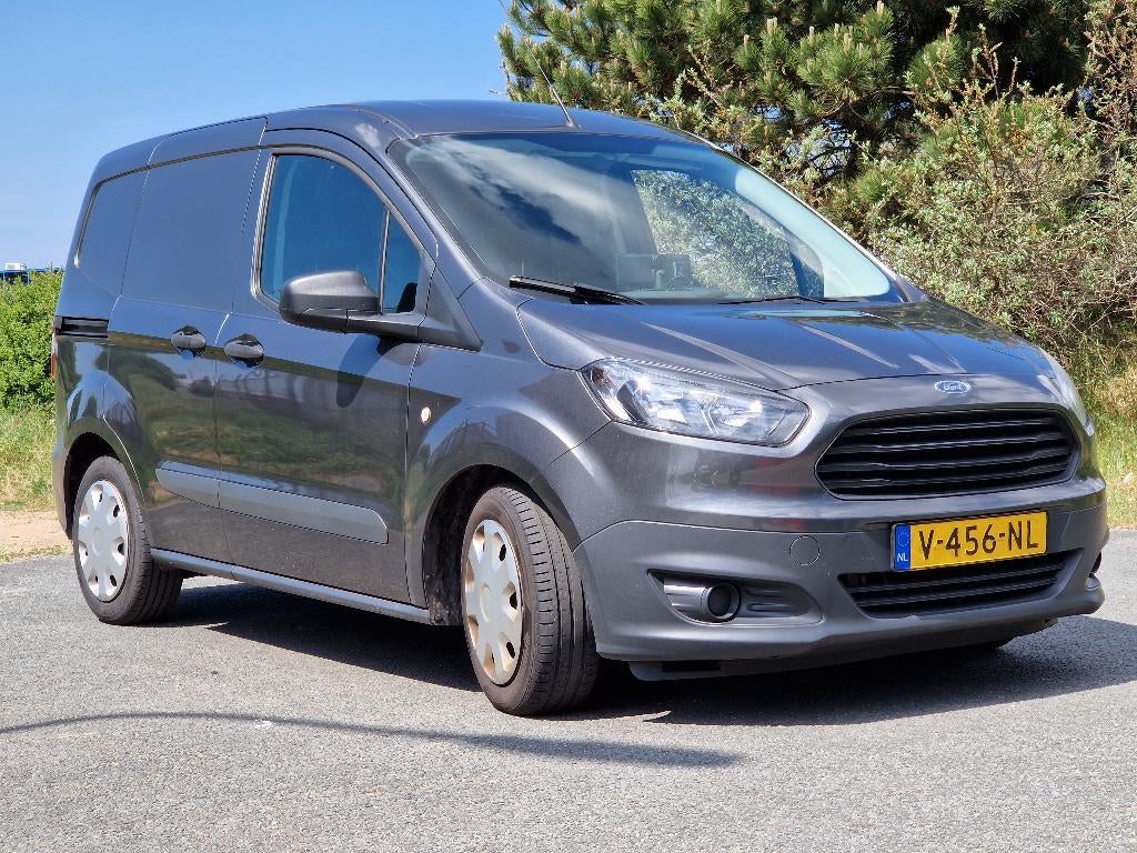 Ford Transit Courier 1.5 Tdci 2018 Euro 6 Airco APK 03-2027, Voorwielaandrijving, Stof, 74 pk, Euro 6