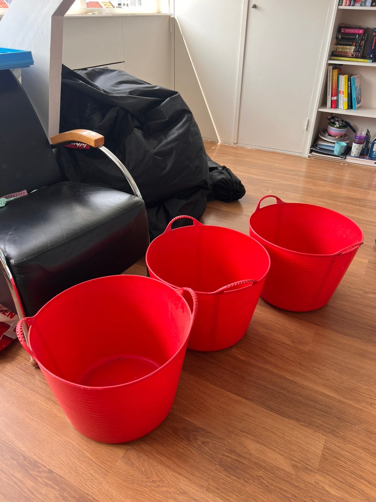 Loods9 -3 rubber manden 65 cm om bijv speelgoed op te bergen, Ophalen, Kunststof, Mand, Zo goed als nieuw