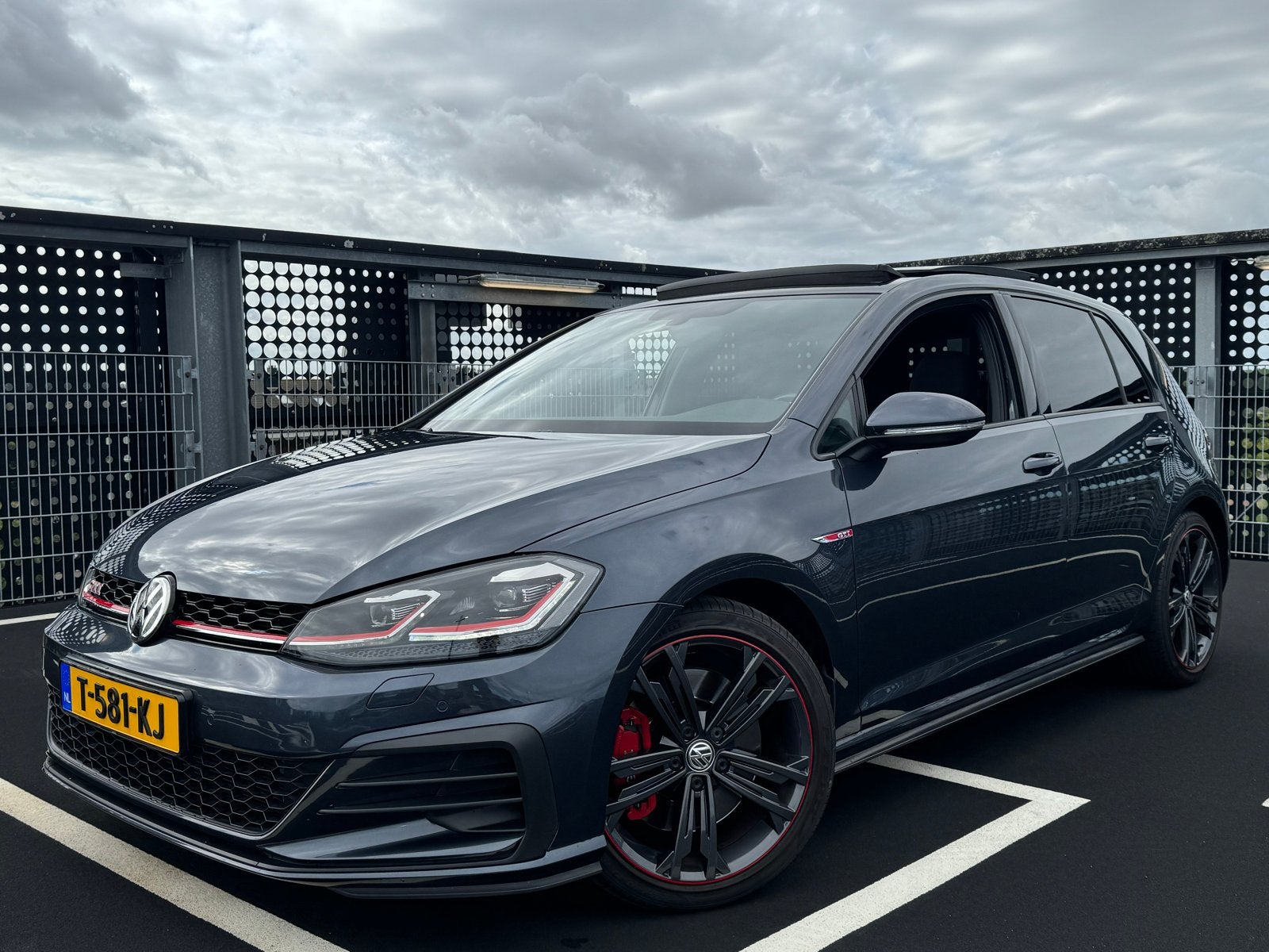 Volkswagen Golf 2.0 TSI Performance 245pk 7-DSG 2019 Blauw, 1345 kg, 4 cilinders, 1984 cc, Blauw