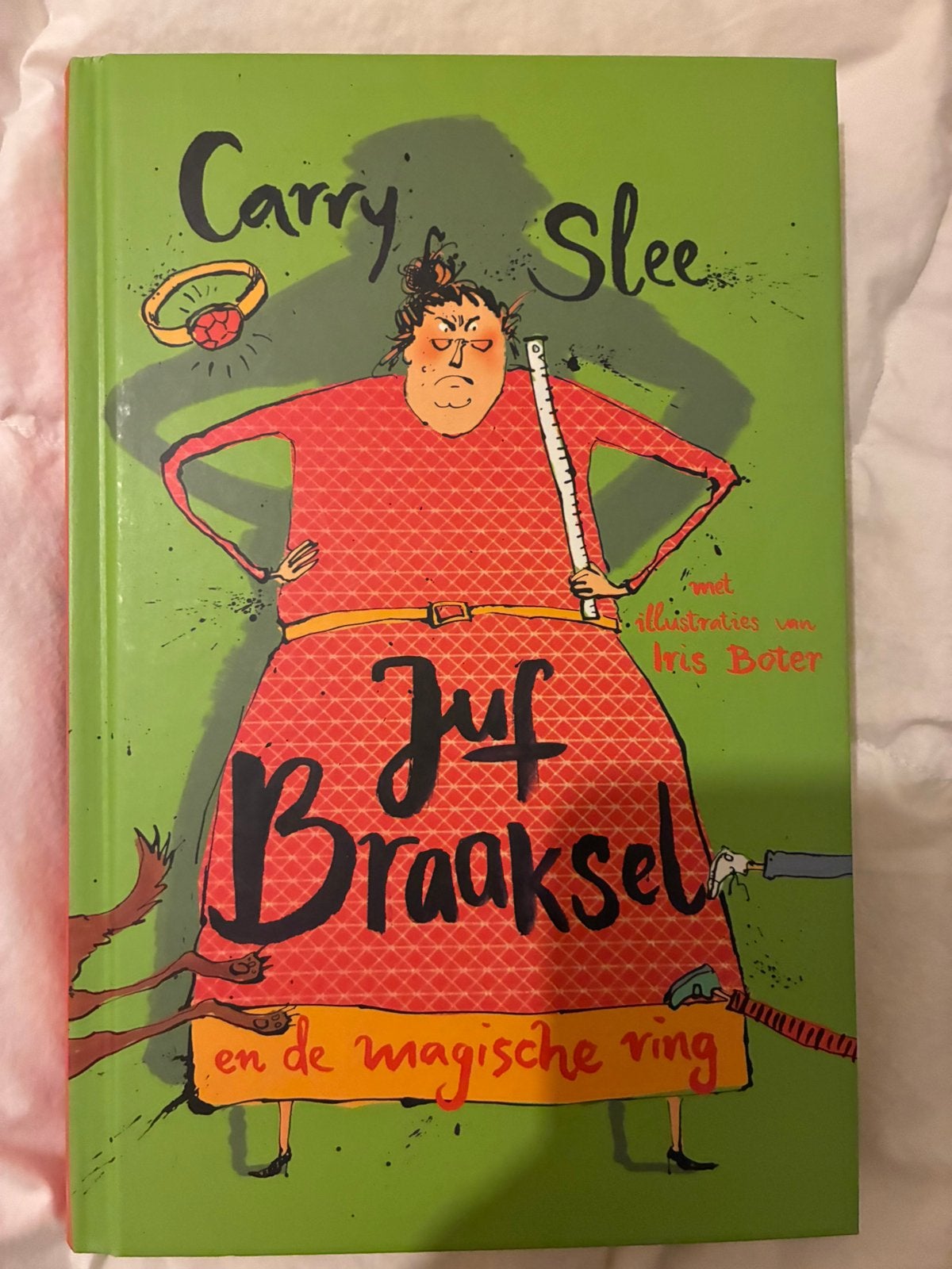 Juf Braaksel - Carry Slee, Ophalen of Verzenden, Zo goed als nieuw