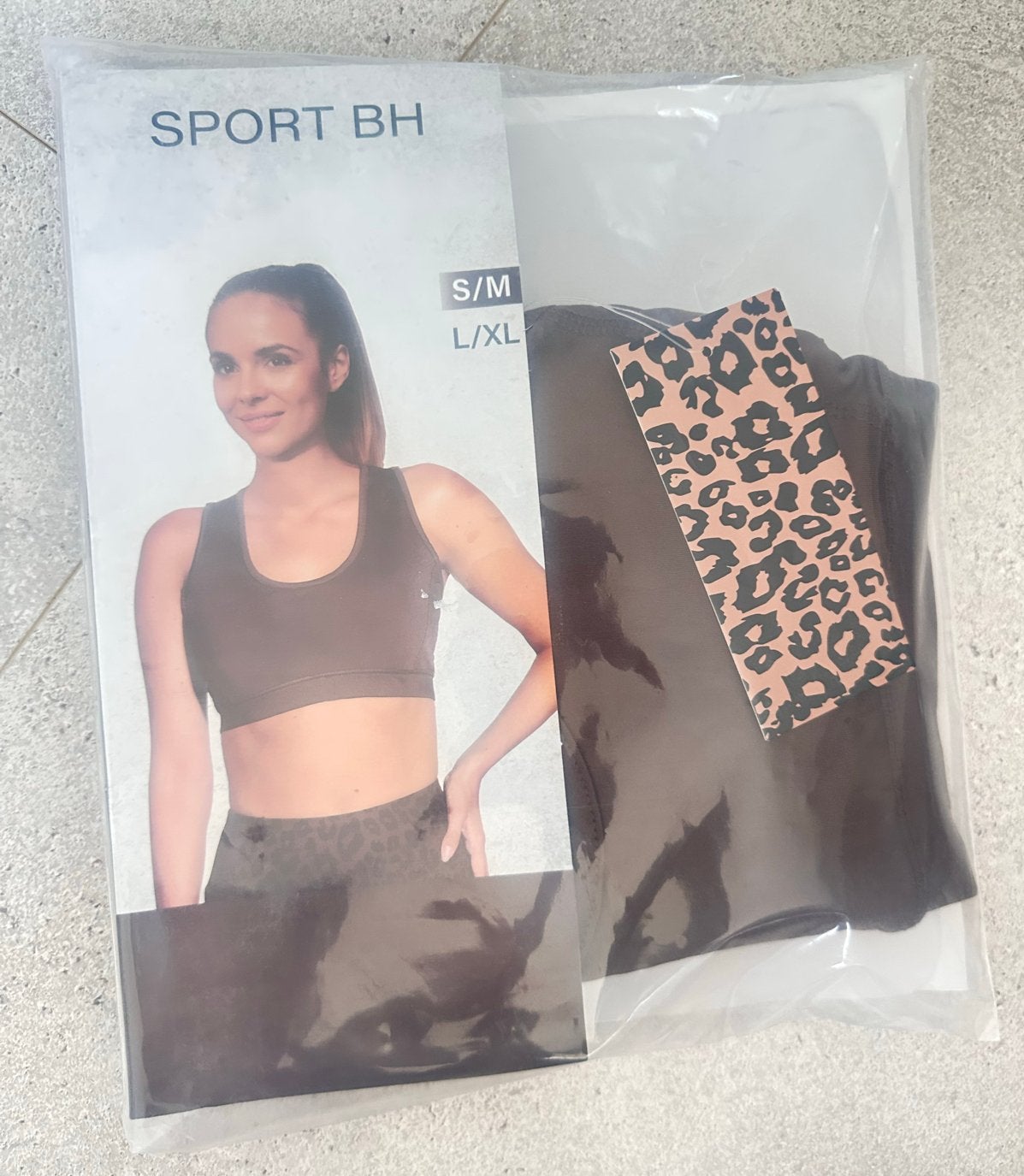 Nieuwe bruine sport BH - S/M, Bruin, Nieuw, Ophalen of Verzenden, Fitness of Aerobics