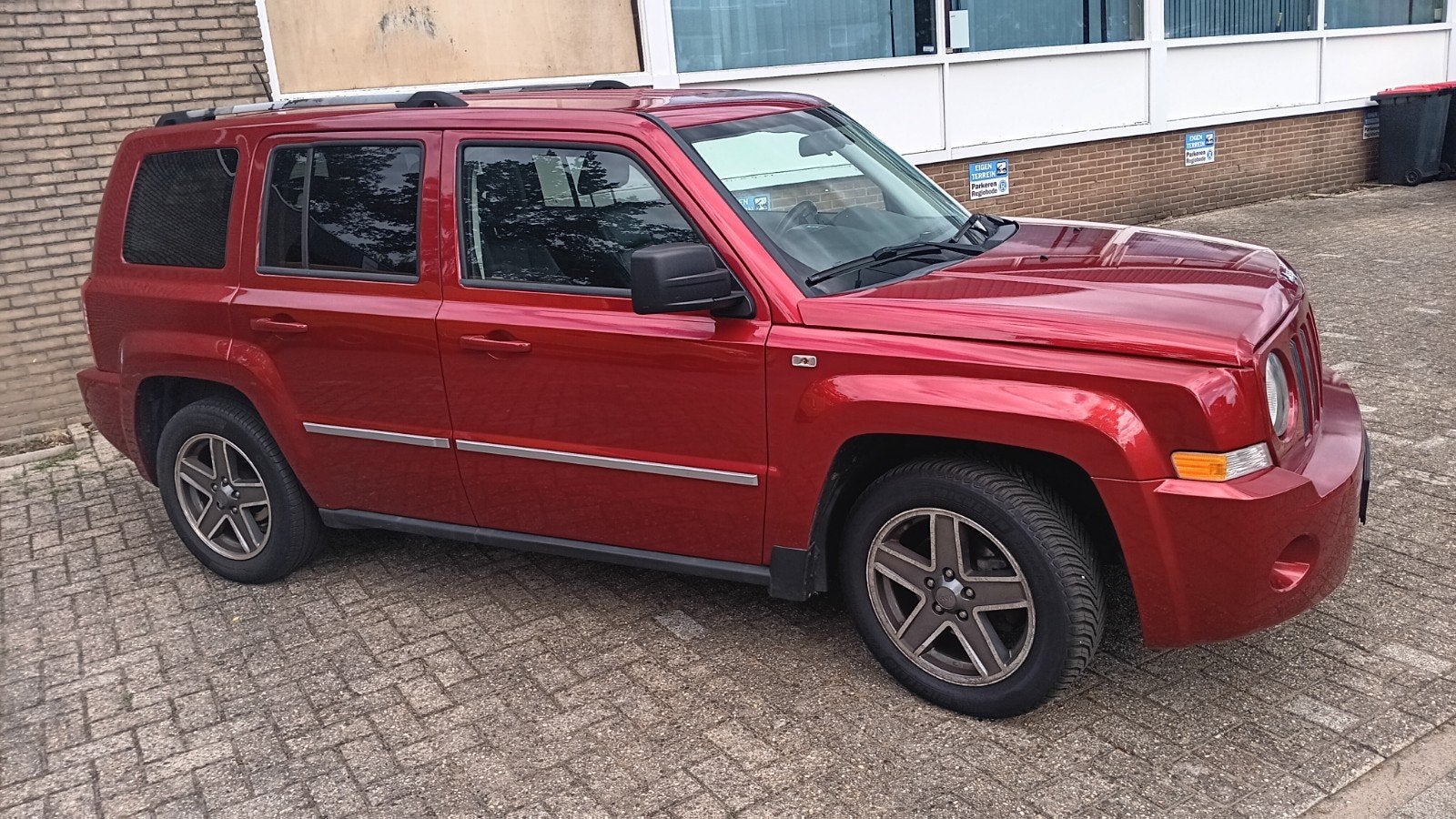 Jeep Patriot 2.4 CVT 2010 Rood, Auto's, Jeep, Particulier, Patriot, Benzine, F, SUV of Terreinwagen, Automaat, Origineel Nederlands