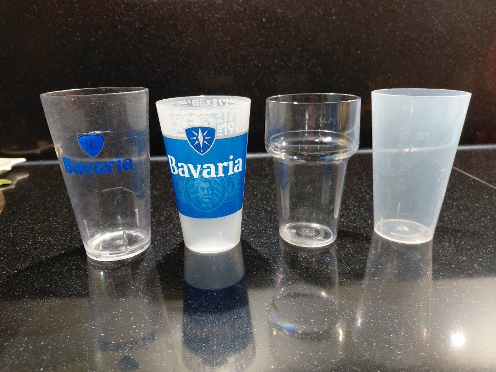 Plastic herbruikbare bierglazen oa van Bavaria, Ophalen, Gebruikt