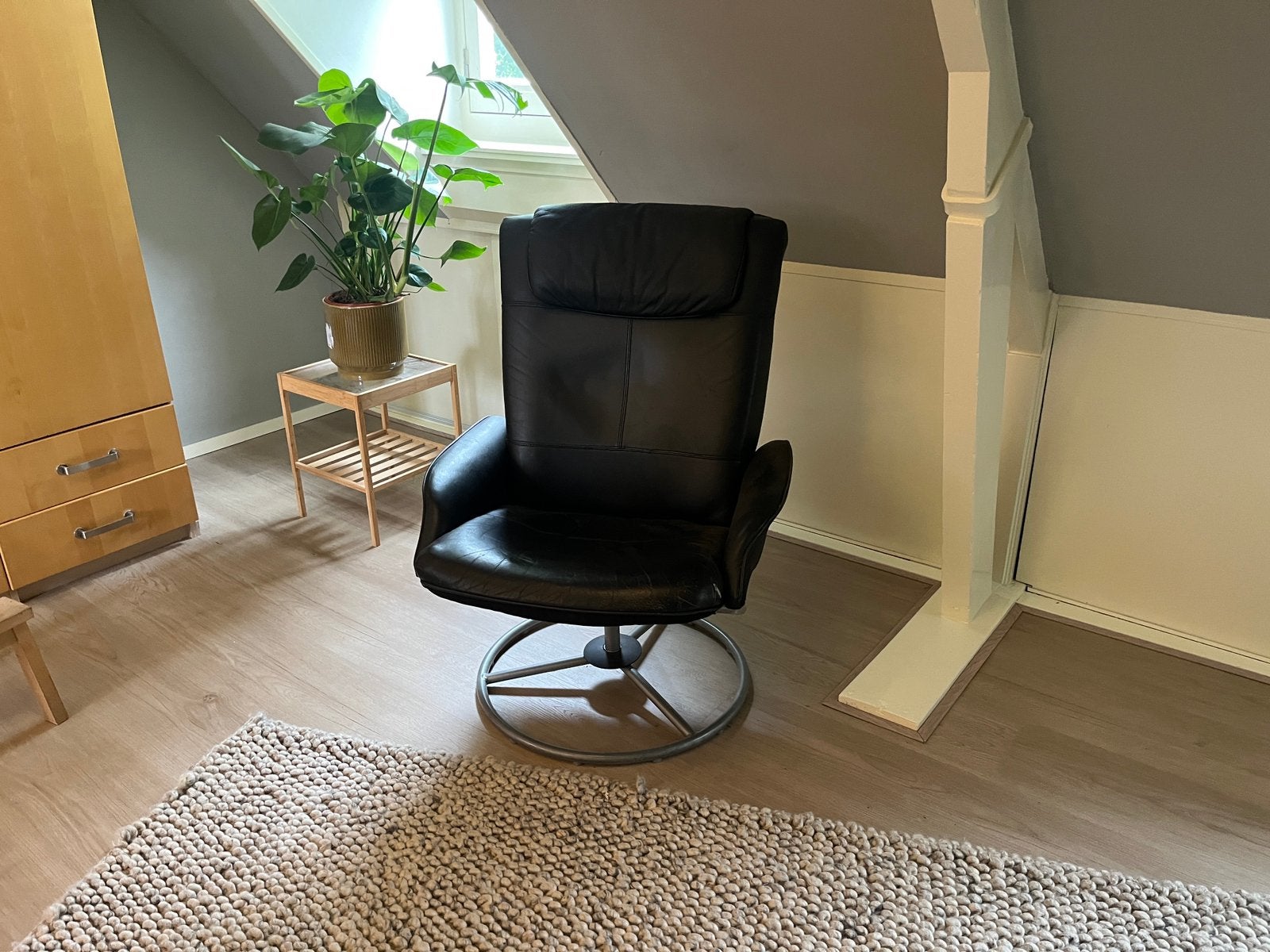 IKEA Design Fauteuil Malung - Zwart Leer, Ophalen, Gebruikt, Leer, 75 tot 100 cm