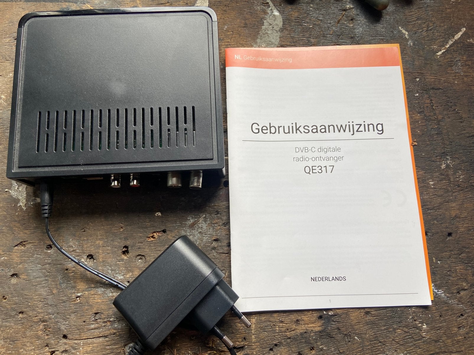 Quantis qe317 DVB-C digitale radio ontvanger, Ophalen, Zo goed als nieuw