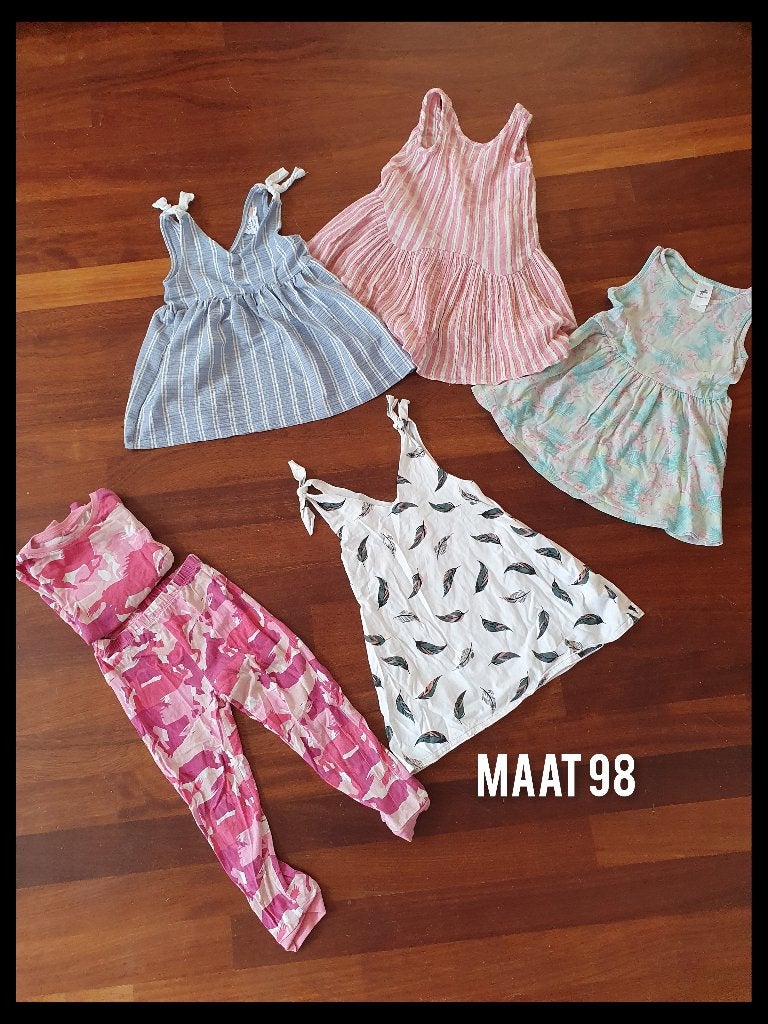 zomerkleding maat 98 en 110  , Ophalen of Verzenden, Gebruikt, Maat 110