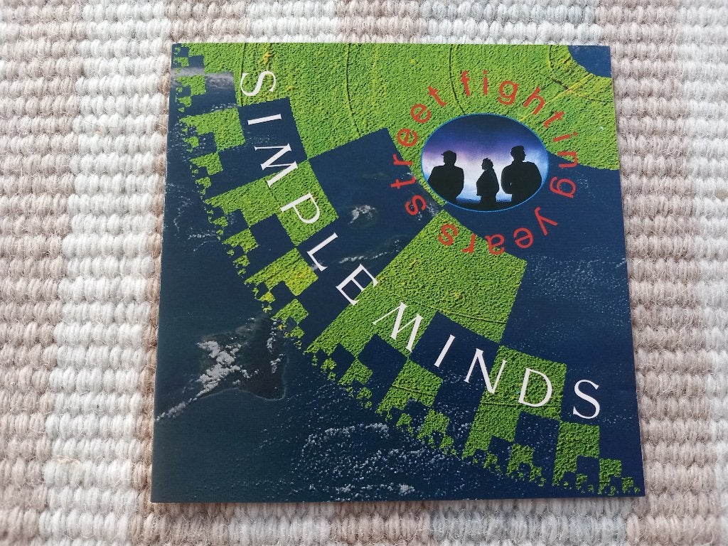 CD Simple Minds - Street fighting years (1989), Ophalen of Verzenden, Zo goed als nieuw, Overige genres