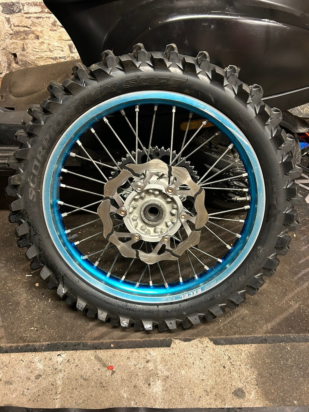 Yamaha yz250 achterwiel, Ophalen of Verzenden, Gebruikt
