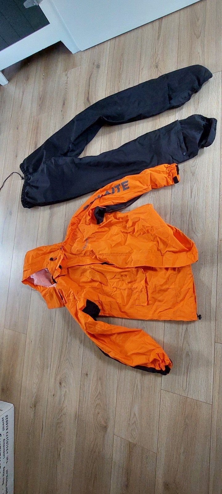 Nieuw regenpak Sulaite, valt kleiner dan maat L, Caravans en Kamperen, Ophalen of Verzenden