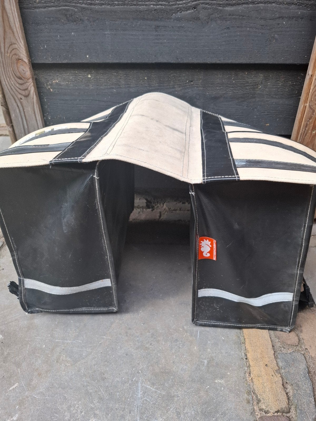 Stevige fietstassen, waterdicht, zwart/beige, Ophalen, Gebruikt, Onbekend